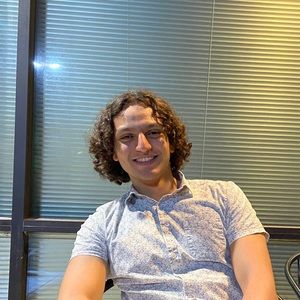 Meet your Posher, Bassel